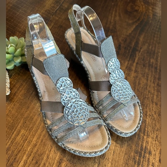 Remonte | Silver Open Toe Summer Sling Back Wedge Sandals, Size 10 - Picture 2 of 10